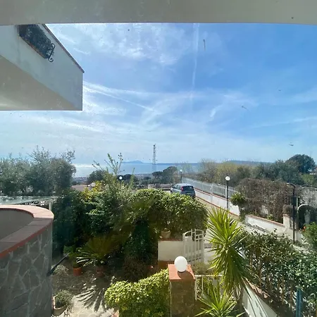 Il Giardinetto - Volcano فندق مبيت وإفطار إيركولانو